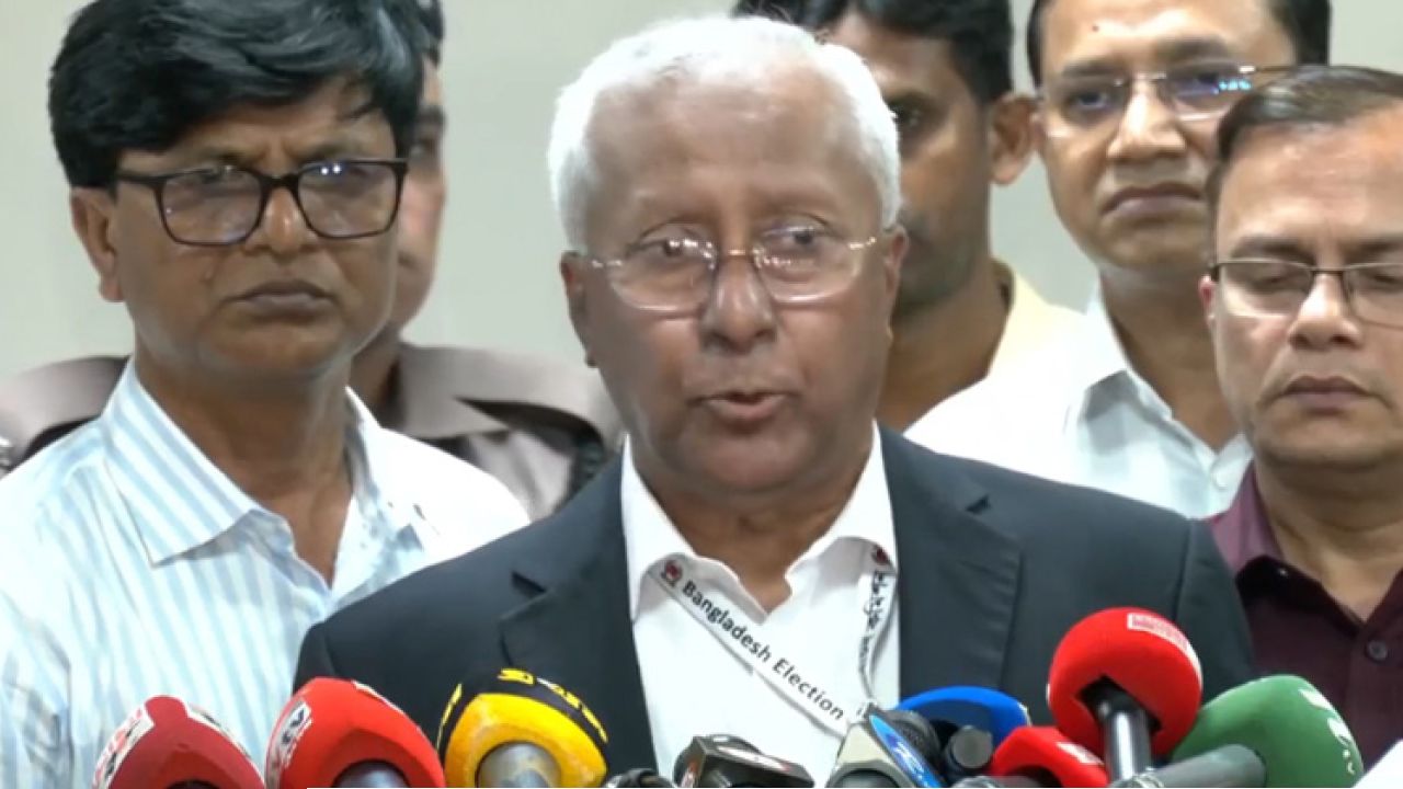 সংরক্ষিত নারী আসনে ভোট ১২ মে