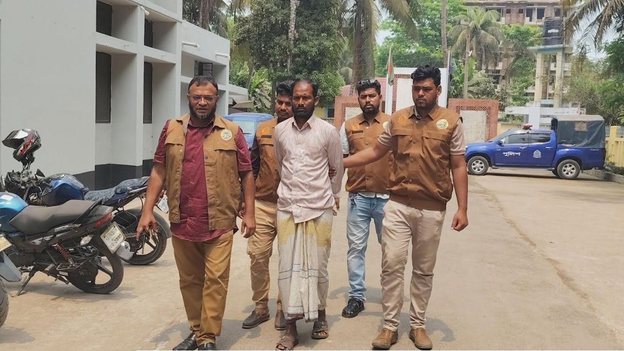  বাবার ধর্ষণের ফলে মেয়ে অন্তঃসত্ত্বা এরপর গর্ভপাত, সেই বাবা গ্রেপ্তার