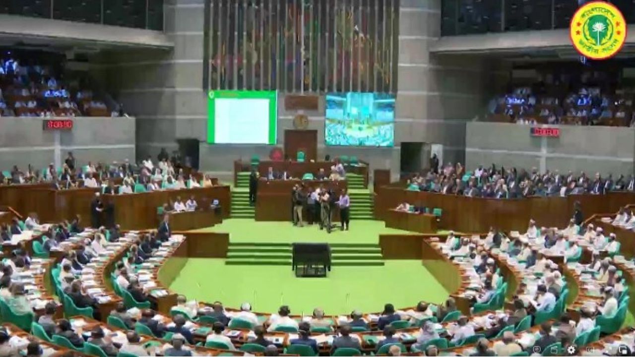 শীর্ষ ২০ ঋণ খেলাপীর তালিকা সংসদে