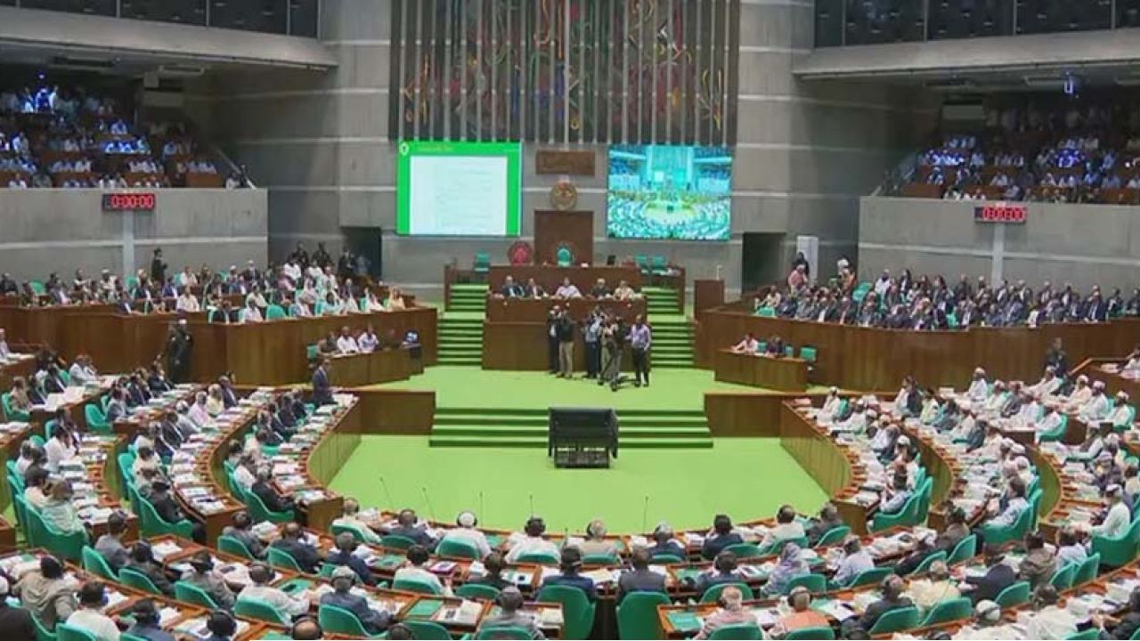 গণঅভ্যুত্থানে শহীদ পরিবার ও জুলাই যোদ্ধাদের পুনর্বাসন বিল পাস