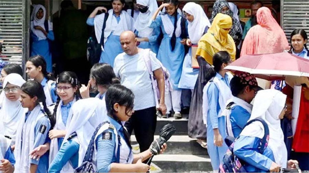 ঈদের পর বড় ছুটিতে স্কুল-কলেজ