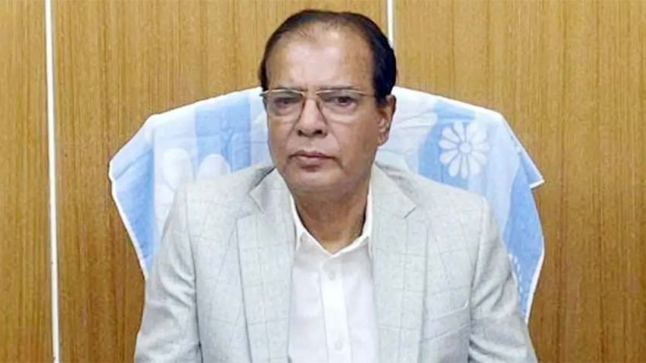 হঠাৎ অসুস্থ হয়ে এয়ার অ্যাম্বুলেন্সে ঢাকার পথে ত্রাণমন্ত্রী