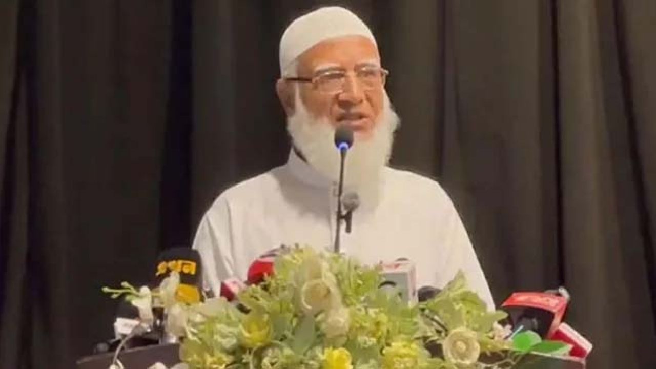 বিদেশি ঋণ আর সহায়তা জাতিকে কোমর সোজা করে দাঁড়াতে দেবে না