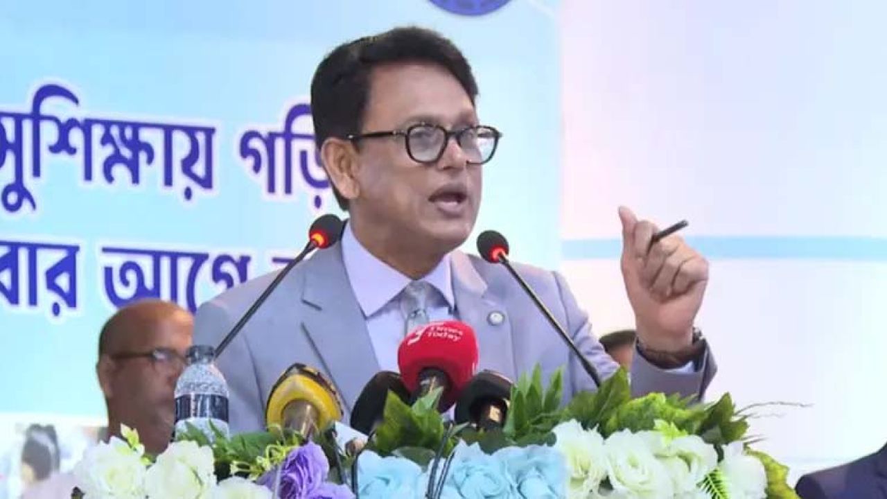 অবসরপ্রাপ্ত শিক্ষকদের ম্যানেজিং কমিটির সভাপতি করার চিন্তা সরকারের