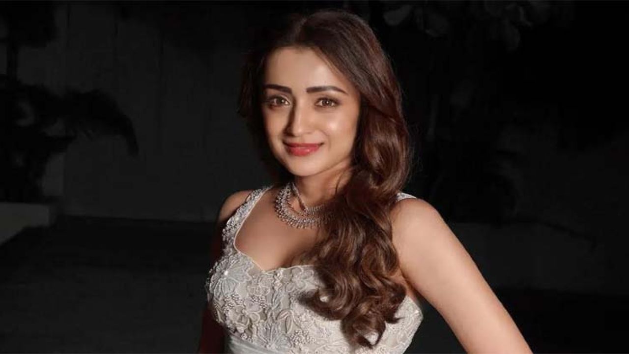 দক্ষিণী অভিনেত্রীর বাসায় বোমা হামলার হুমকি!