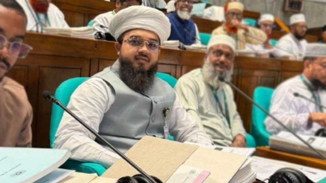 নবীর অবমাননায় মৃত্যুদণ্ডের আইন চাইলেন এমপি হানজালা