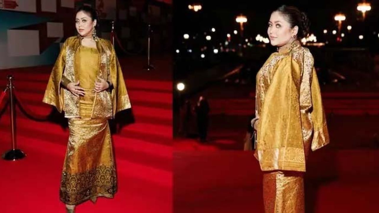 মস্কো উৎসবের রেড কার্পেটে ভাবনা