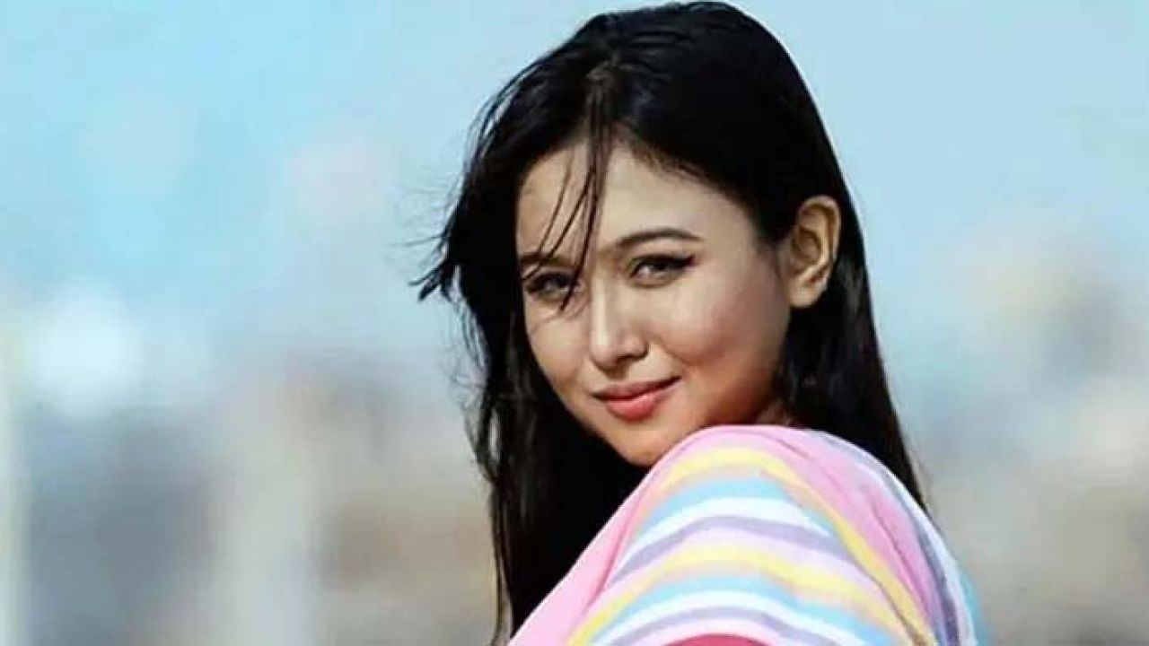 আমি রাজনীতিতে নতুন, মনোনয়ন না পেয়ে বললেন চমক