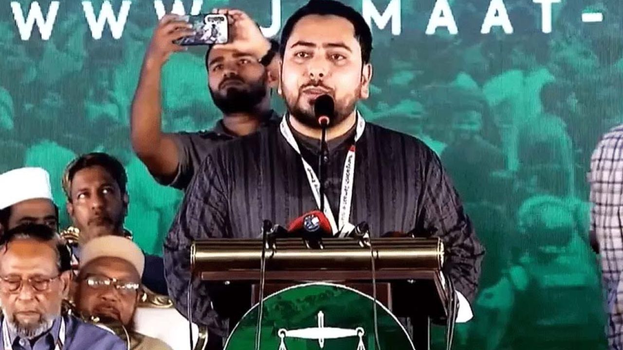 কার্ড দিতে গিয়ে বিএনপির তেল ফুরিয়ে গেছে : নাহিদ ইসলাম