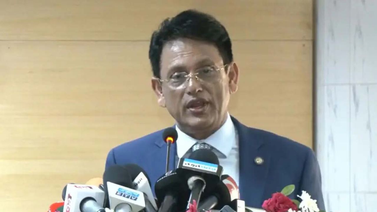 সুষ্ঠু হচ্ছে এসএসসি, ডিসেম্বরেই সব পরীক্ষা শেষ করার পরিকল্পনা সরকারের