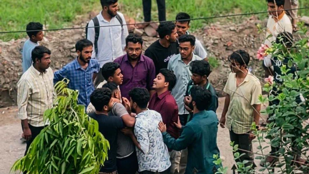 নোবিপ্রবিতে ছাত্রদলের দুই গ্রুপে হাতাহাতি