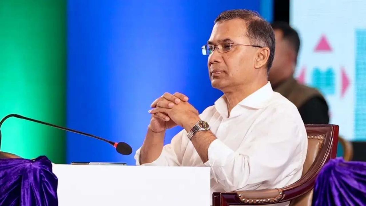 প্রশাসনকে জনমুখী করে গড়ে তুলতে হবে : প্রধানমন্ত্রী