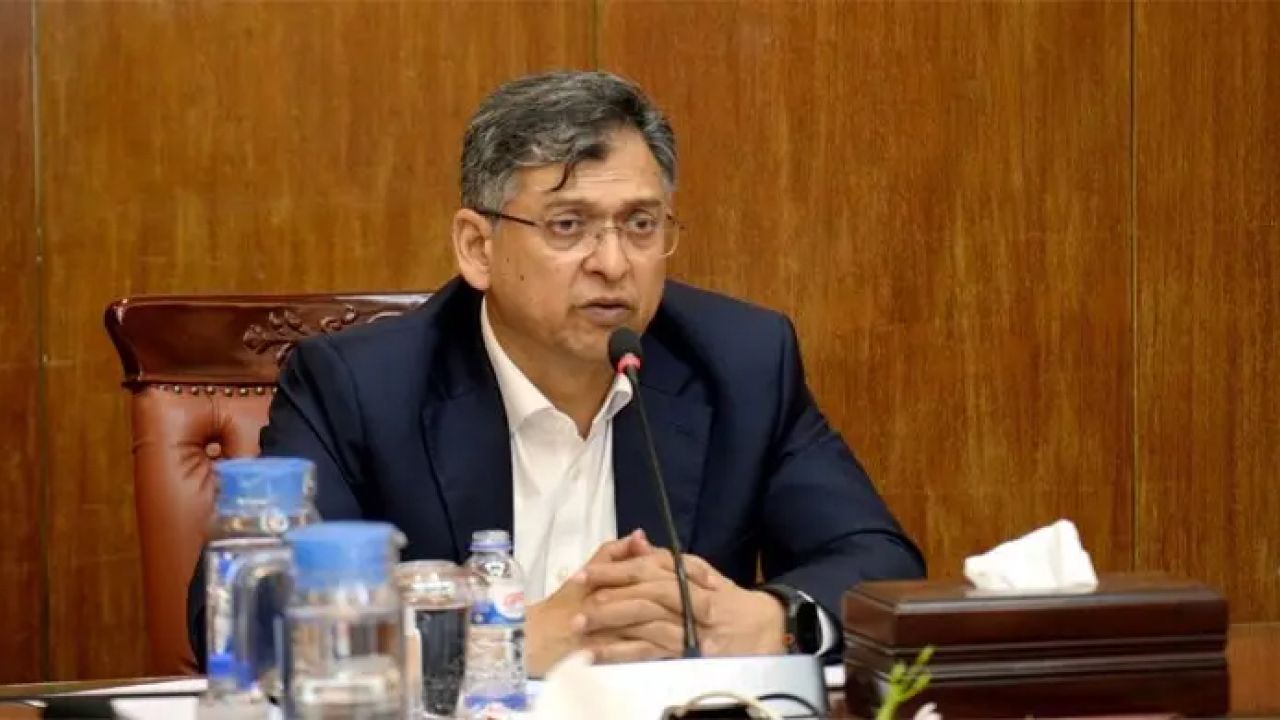 নিরপরাধ কেউ যেন হয়রানির শিকার না হয়: পুলিশকে স্বরাষ্ট্রমন্ত্রী