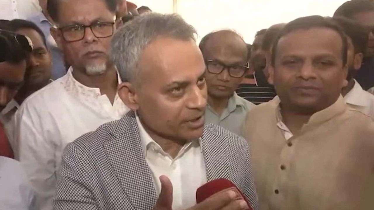 পশুবাহী গাড়িতে চাঁদাবাজির সুযোগ নেই : সড়কমন্ত্রী