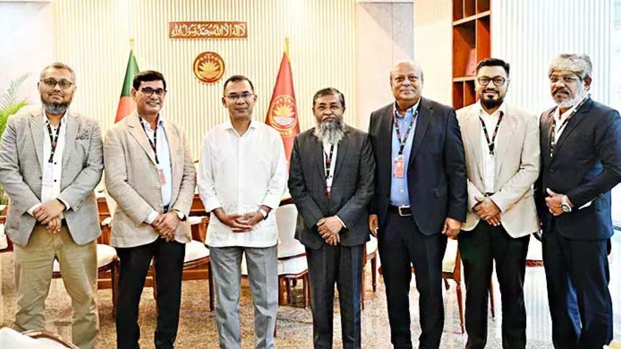 কারখানা চালু রাখতে প্রধানমন্ত্রীর সহযোগিতা চায় বিকেএমইএ