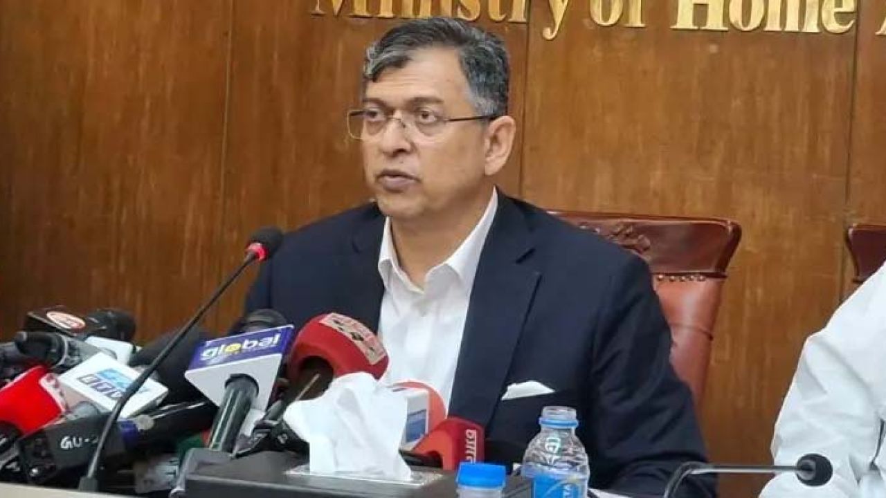 ‘পুশইন’ বিষয়ে বিজিবিকে সতর্ক থাকতে বলা হয়েছে: স্বরাষ্ট্রমন্ত্রী