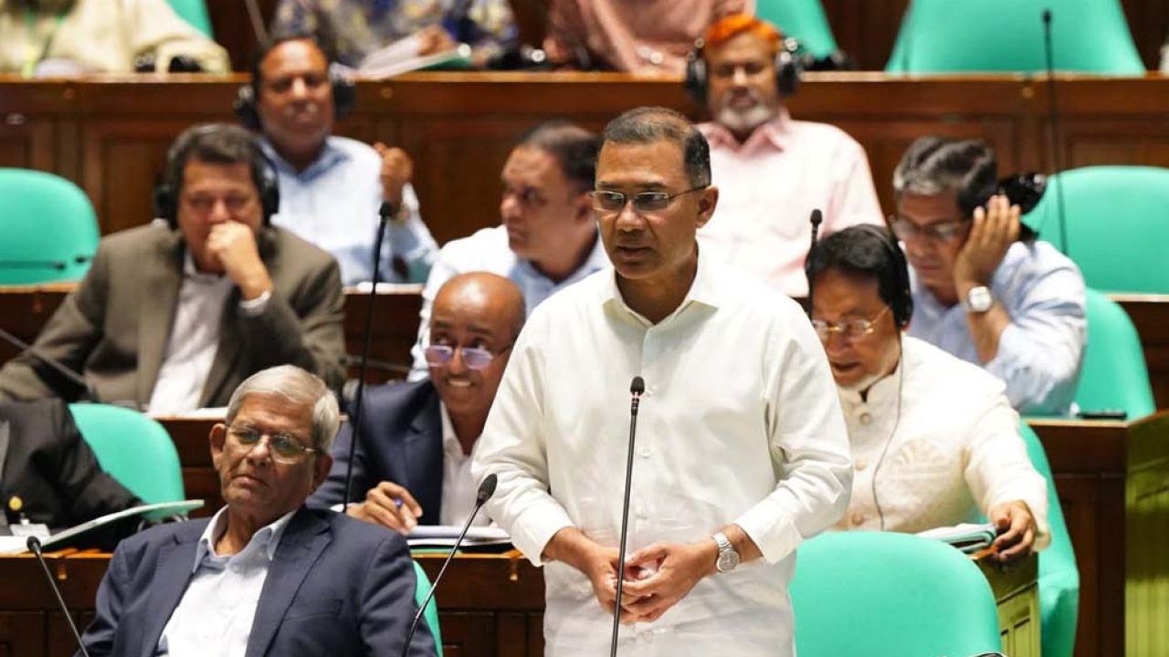 বিদেশি বিনিয়োগ আনলে ১.৫ শতাংশ কমিশন মিলবে : প্রধানমন্ত্রী