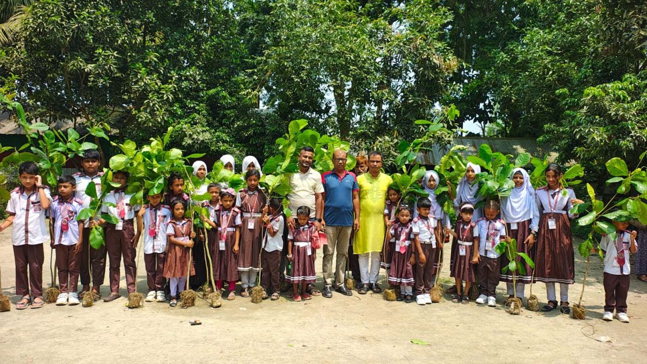 শেরপুরে নতুন কুঁড়ি কিন্ডারগার্টেন স্কুলের পরীক্ষার ফলাফল প্রকাশ ও অভিভাবক সমাবেশ অনুষ্ঠিত