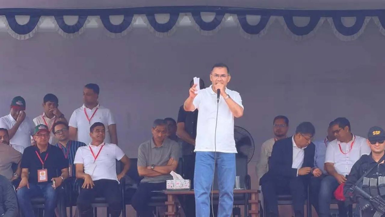 বিরোধী দলের প্রধান কাজ দেশকে অশান্ত করা : প্রধানমন্ত্রী