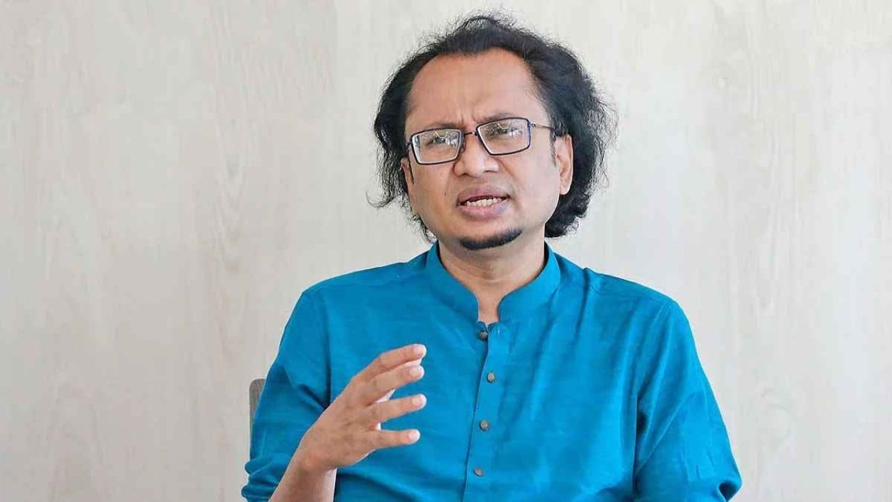 দিল্লির বিমানবন্দরে প্রধানমন্ত্রীর উপদেষ্টার সঙ্গে কী ঘটেছিল