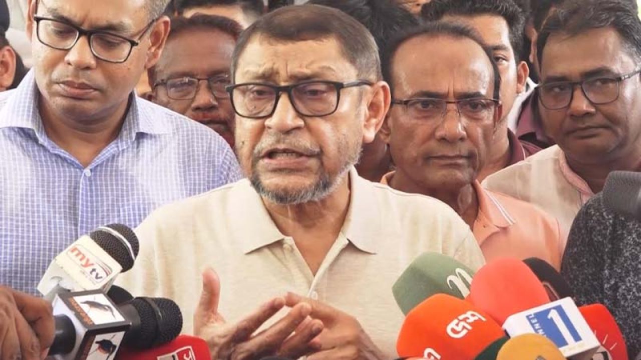স্বাস্থ্য খাতে চিকিৎসার মান বাড়ানোর পাশাপাশি জবাবদিহিতা নিশ্চিতে কাজ করছে সরকার: স্বাস্থ্যমন্ত্রী