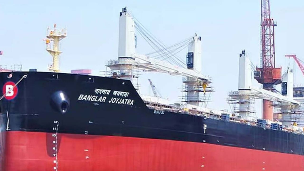 সমঝোতার পরও আটকে ‘বাংলার জয়যাত্রা’, প্রতীক্ষায় ৩১ বাংলাদেশি নাবিক