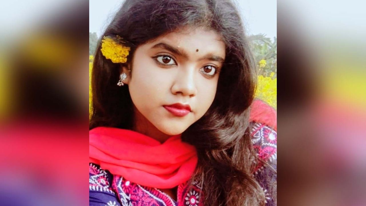 আবৃত্তিতে বৃহত্তর ময়মনসিংহে প্রথম স্থান অর্জন করলেন শেরপুরের রদি 