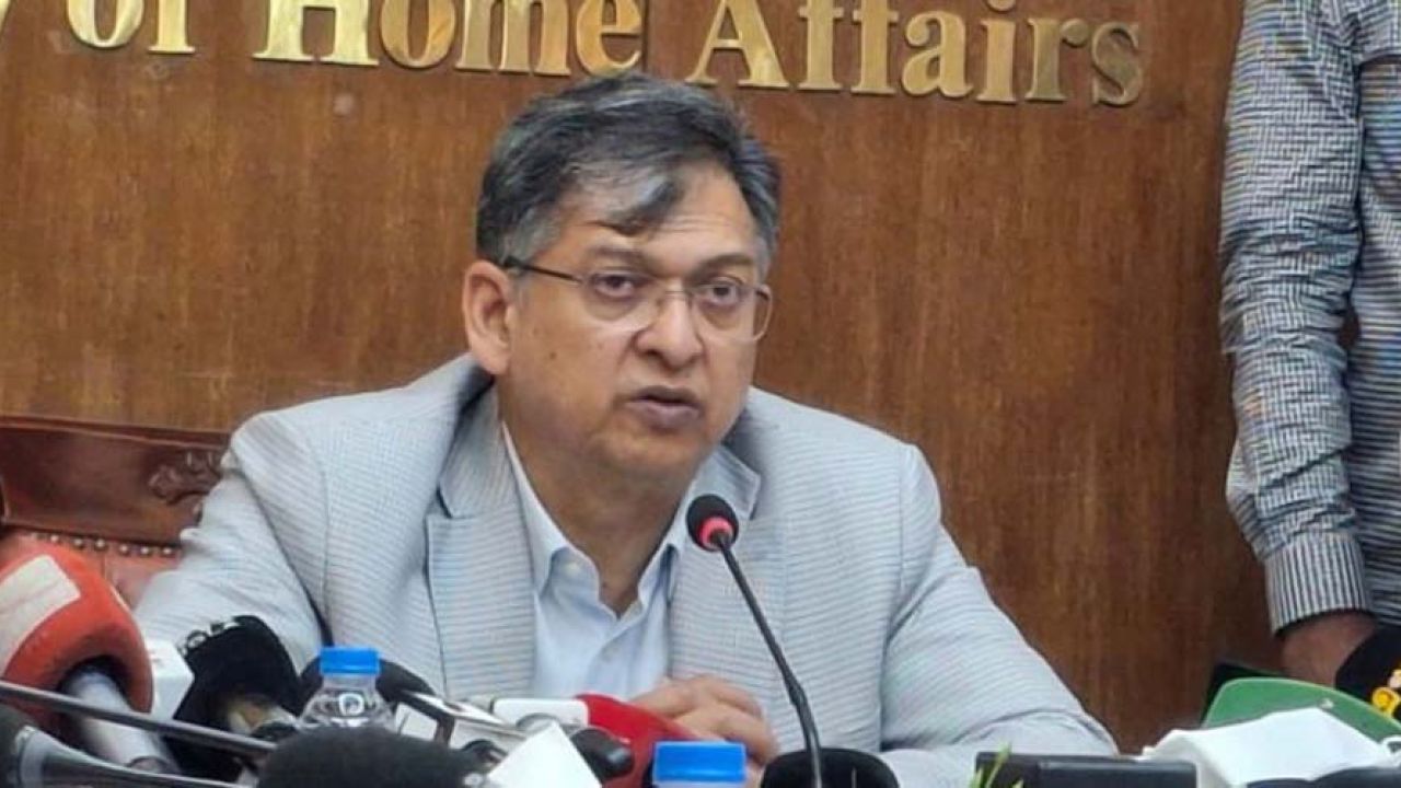 সব বাহিনীকেই সতর্ক থাকার নির্দেশনা দেওয়া হয়েছে: স্বরাষ্ট্রমন্ত্রী