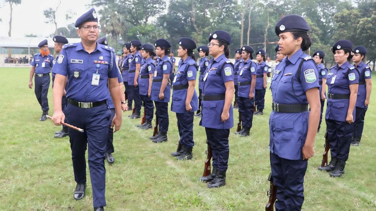 শেরপুরে জেলা পুলিশের গ্র্যান্ড মাস্টার প্যারেড অনুষ্ঠিত