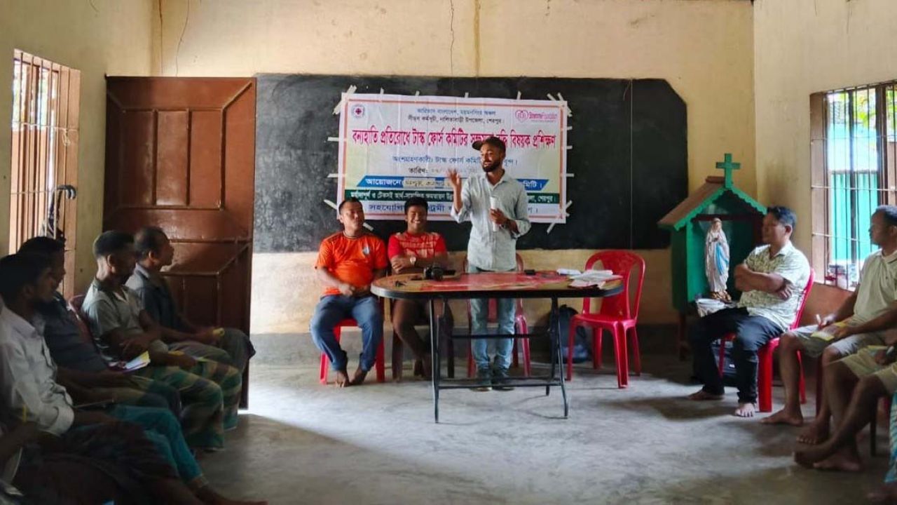 নালিতাবাড়ীতে বাংবন্যহাতি মোকাবেলায় করনীয় শীর্ষক প্রশিক্ষণ