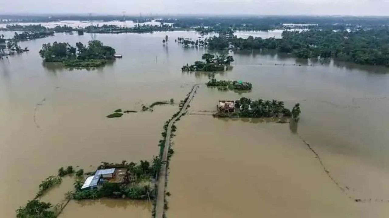 ৭ জেলায় বন্যায় নিহত ৫৪, ক্ষতিগ্রস্ত ৬ লাখের বেশি মানুষ