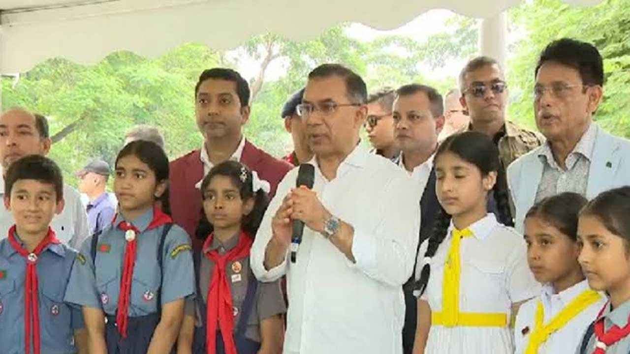 শিক্ষার্থীদের প্রতিবছর একটি করে গাছ লাগানোর আহ্বান প্রধানমন্ত্রীর