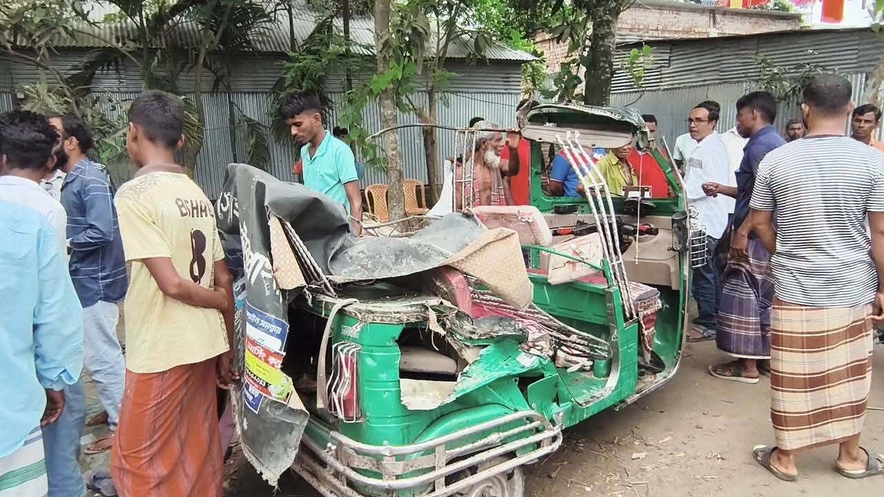 জামালপুরে সড়ক দুর্ঘটনায় দুই নারীর মৃত্যু, আহত ৩