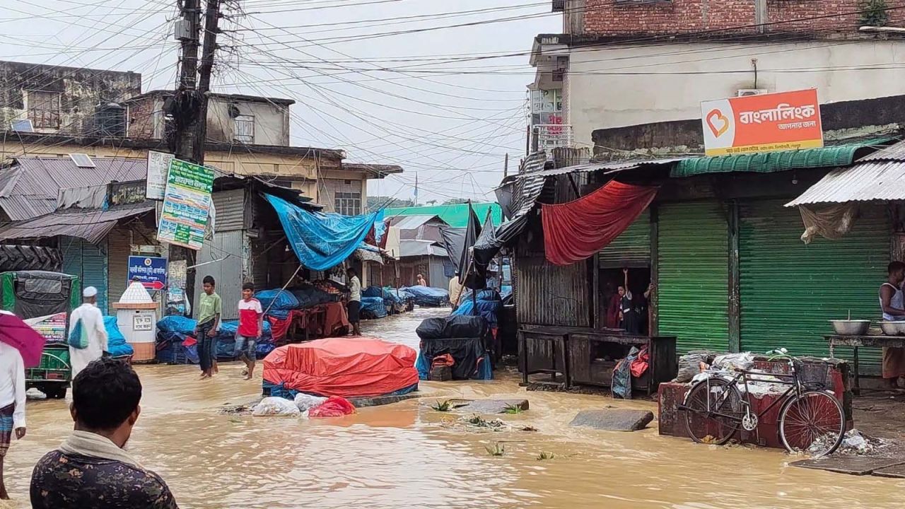 শেরপুরে ভারি বর্ষণ ও পাহাড়ি ঢলে নিম্নাঞ্চল প্লাবিত