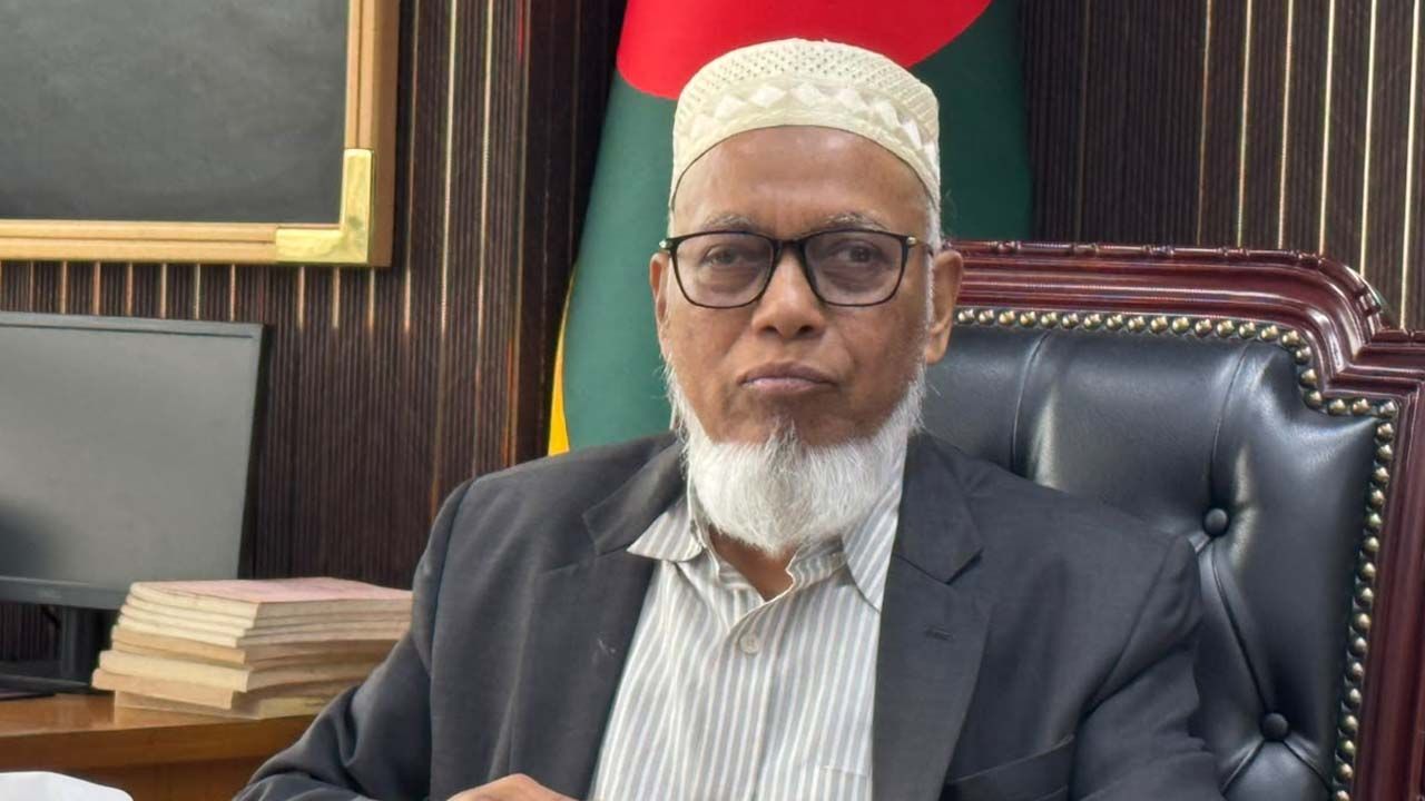 দল থেকে বহিষ্কার করলে এমপি পদ যাওয়ার সুযোগ নেই: ইসি মাছউদ