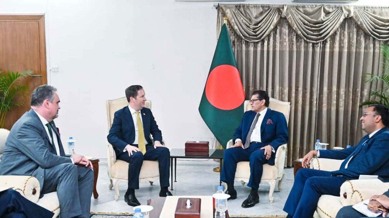 পররাষ্ট্রমন্ত্রীর সঙ্গে মার্কিন বিশেষ দূত সার্জিও গোরের বৈঠক