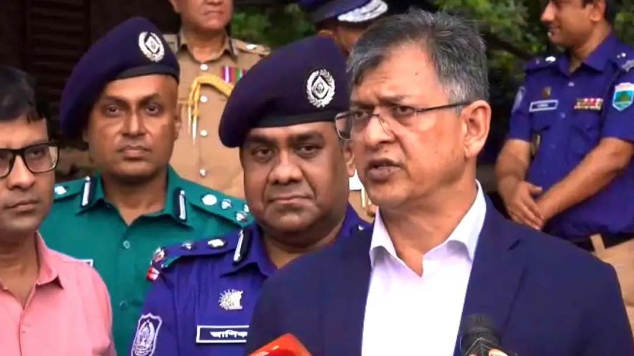 দুবাইয়ে বেনজীরের জামিন বাতিল করতে ল ফার্ম নিয়োগ করেছে সরকার : স্বরাষ্ট্রমন্ত্রী