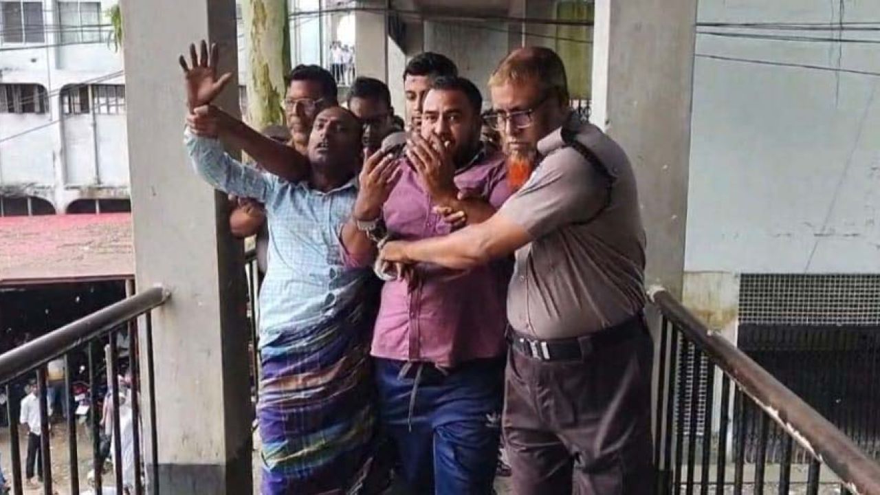 জামালপুরে গৃহবধূকে ব্ল্যাকমেইল ও ধর্ষণের মামলায় দুজনের মৃত্যুদণ্ড