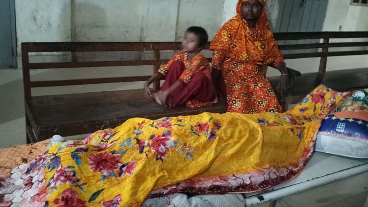 বকশীগঞ্জে ব্যাটারি চালিত অটোভ্যান চাপায় কিশোরীর মৃত্যু