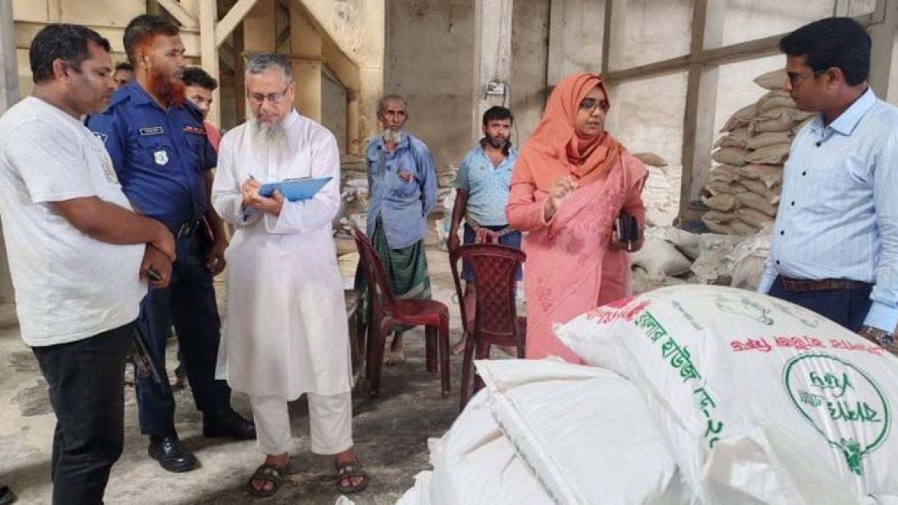 শেরপুরে পশুখাদ্য প্রতিষ্ঠানকে ৫০ হাজার টাকা জরিমানা