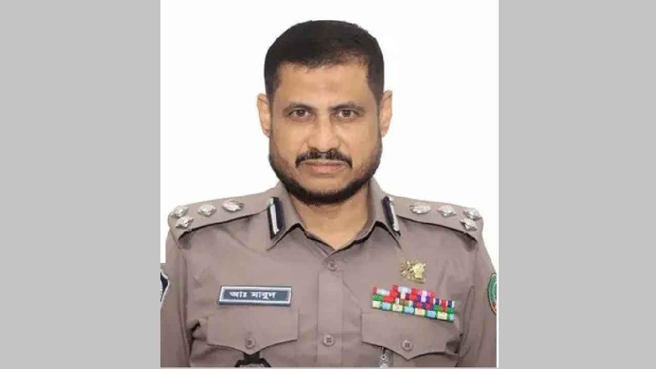 ৪ খুন: সরিয়ে দেওয়া হলো রংপুরের পুলিশ কমিশনারকে