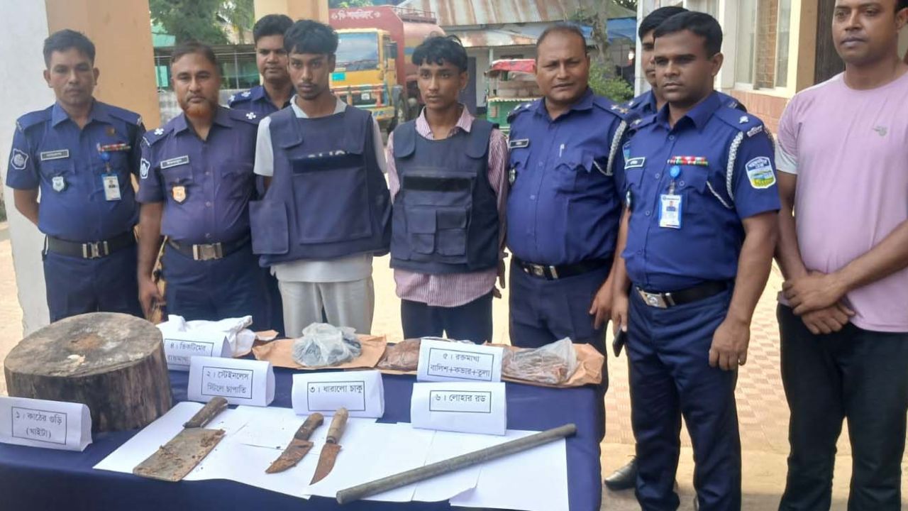 ময়মনসিংহে কাস্টমস সদস্যকে হত্যা করে মরদেহ ১৫ টুকরো করার ঘটনায় ২ জন গ্রেফতার