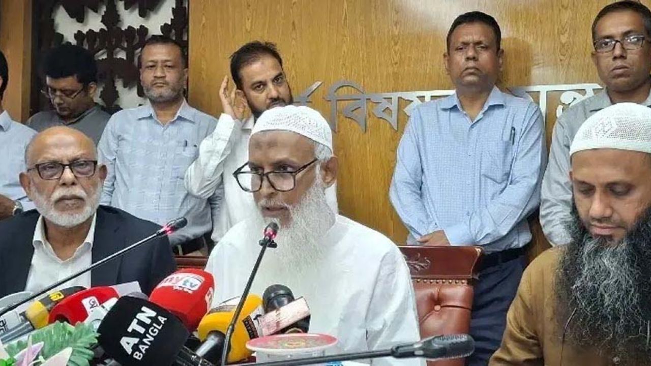 ৪৩৪১ হাজিকে প্রায় ৫ কোটি টাকা ফেরত দিচ্ছে সরকার