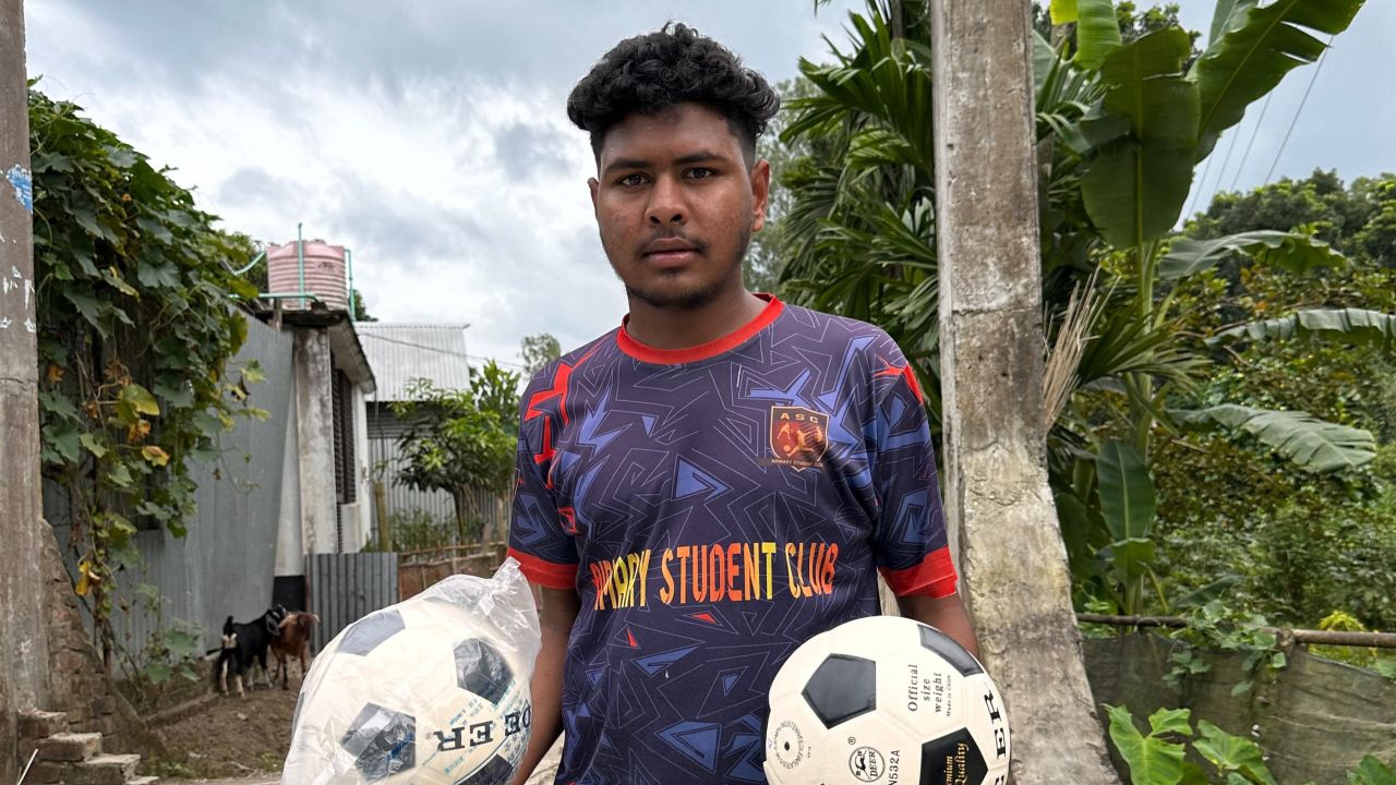 বকশীগঞ্জে বিদ্যুতের কাজ করার সময় বিদ্যুৎ স্পৃষ্টে শিক্ষার্থীর মৃত্যু