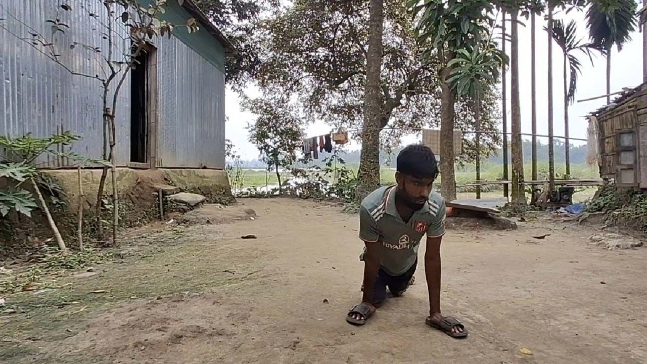 হার না মানা রুবেলের প্রয়োজন একটি কর্মসংস্থান