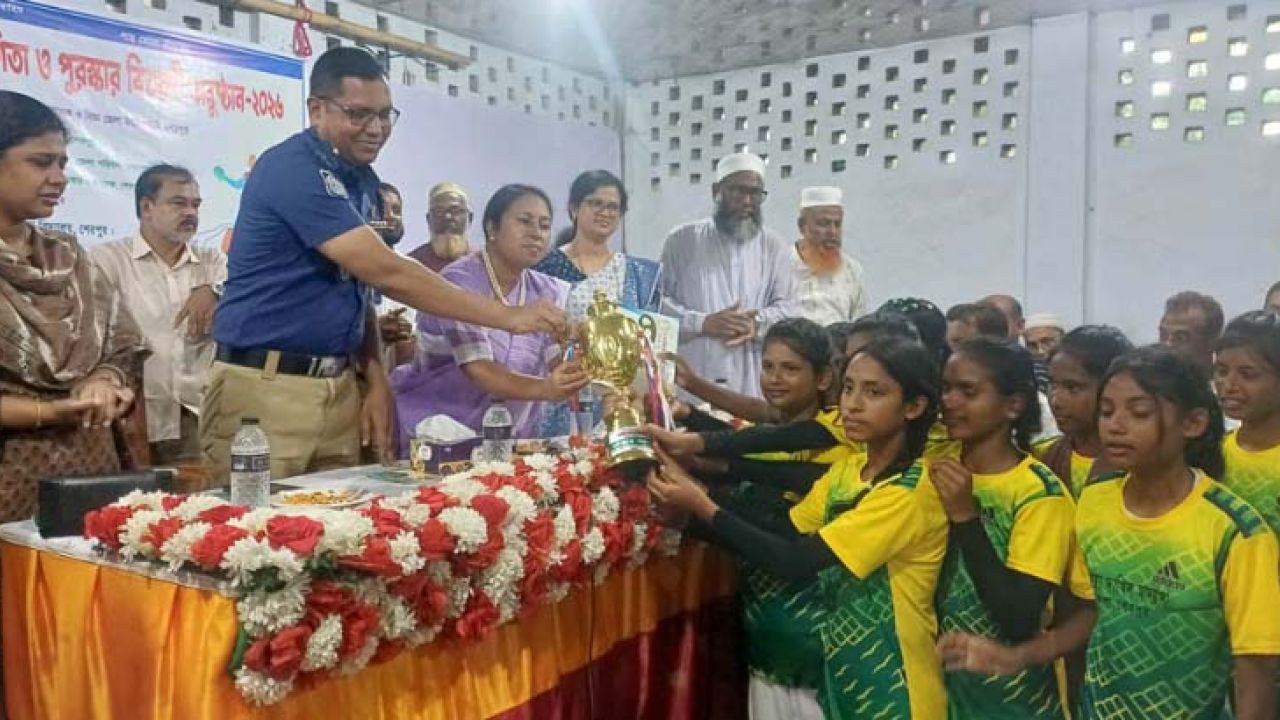 শেরপুরে গ্রীষ্মকালীন ক্রীড়া প্রতিযোগিতা ও পুরস্কার বিতরণ অনুষ্ঠিত