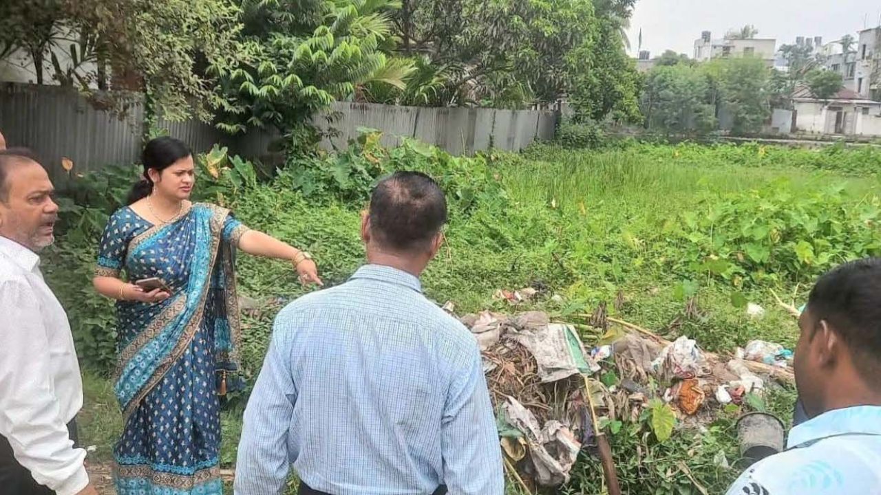 ডেঙ্গু প্রতিরোধে শেরপুর পৌরসভার বিশেষ পরিচ্ছন্নতা অভিযান
