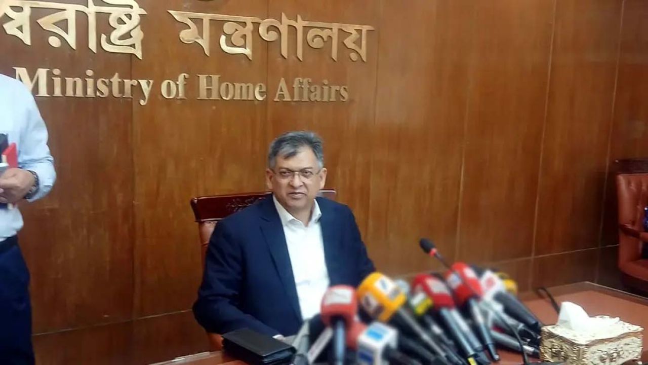 সমাজের পচন ও নৈতিক অবক্ষয় বহু বছর ধরে শুরু হয়েছে : স্বরাষ্ট্রমন্ত্রী