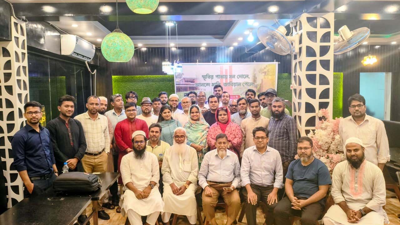 শেরপুরে জাবিয়ানদের মিলনমেলা, স্মৃতিচারণে মুখর সাবেক শিক্ষার্থীরা