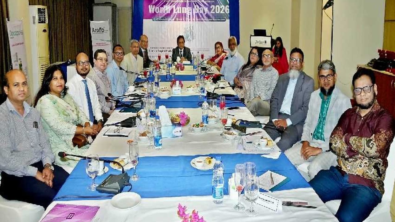 ফুসফুসের স্বাস্থ্য সুরক্ষায় সচেতনতা ও দ্রুত চিকিৎসার পরামর্শ